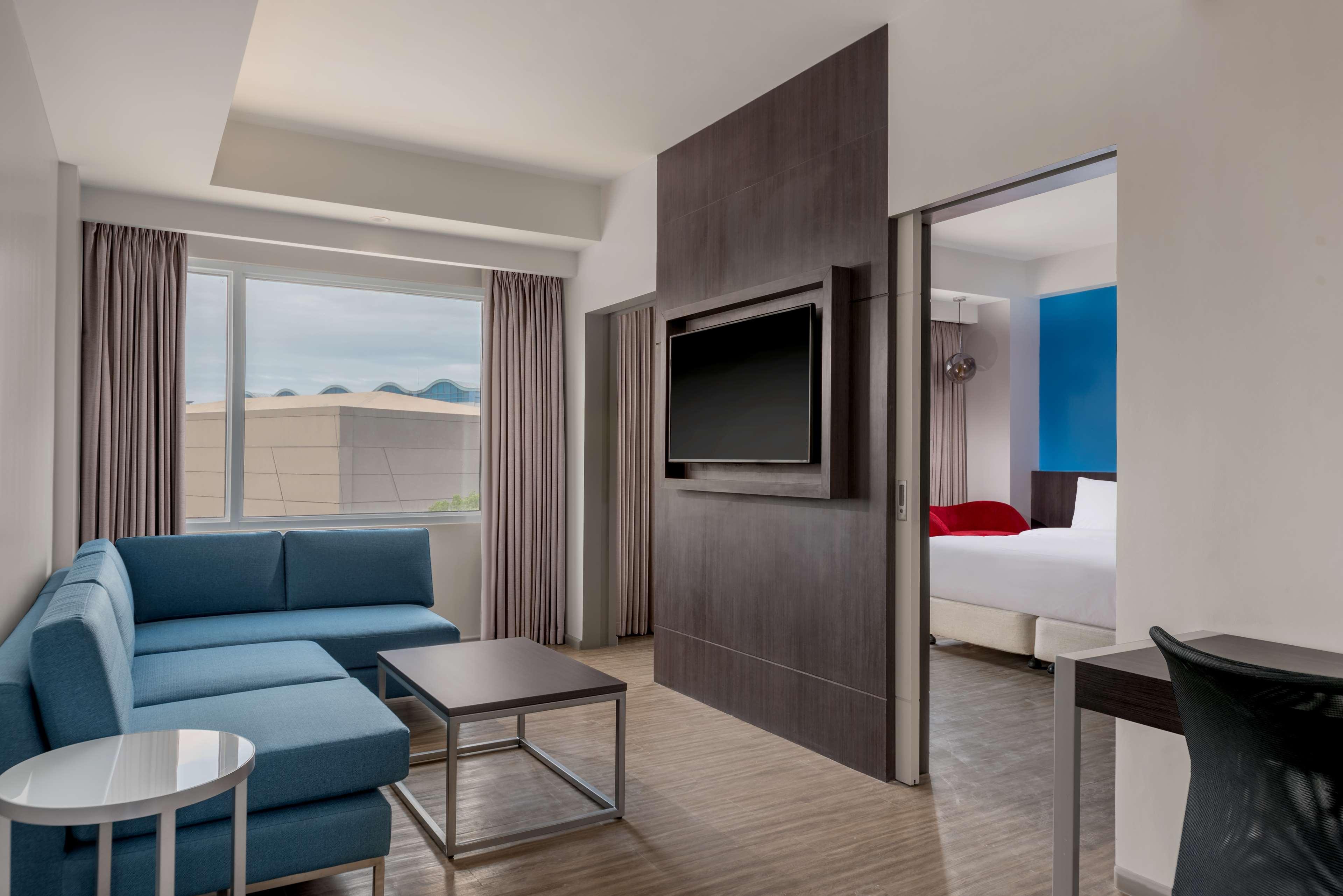 Park Inn By Radisson Iloilo Zewnętrze zdjęcie