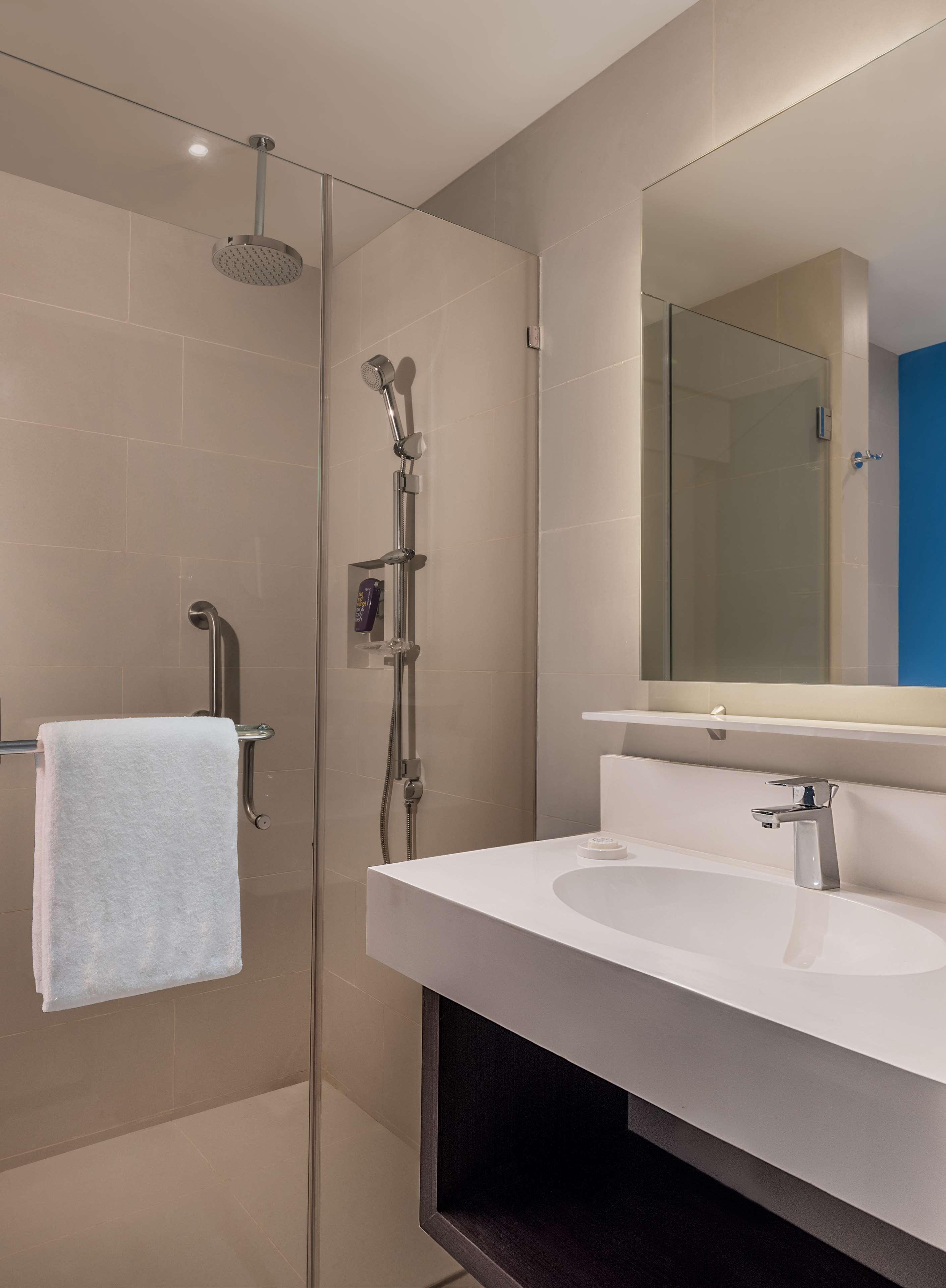 Park Inn By Radisson Iloilo Zewnętrze zdjęcie