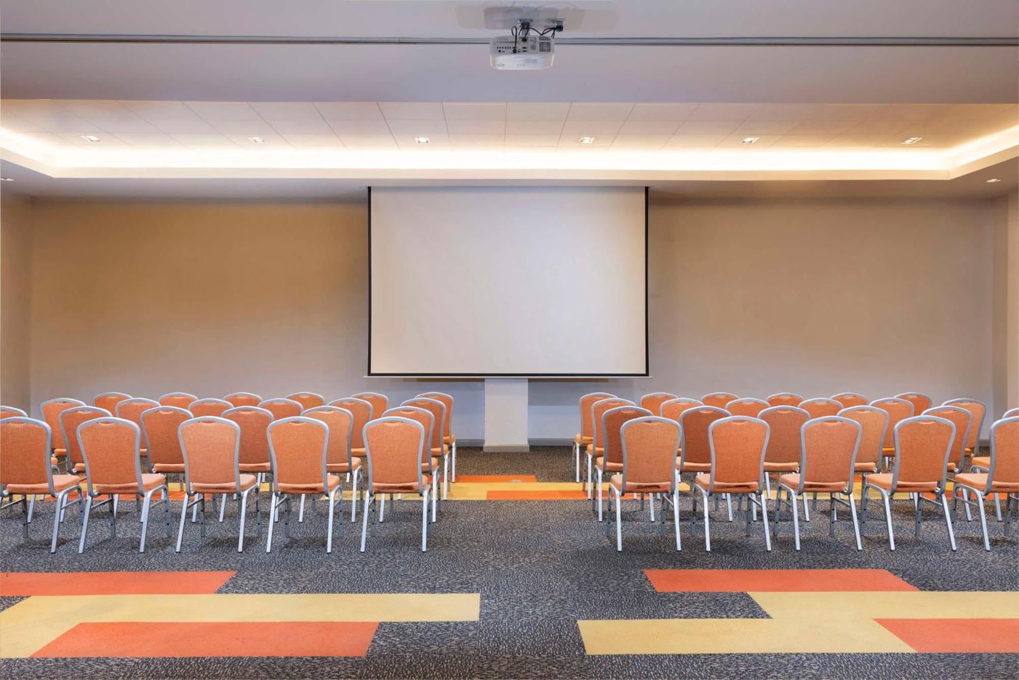 Park Inn By Radisson Iloilo Zewnętrze zdjęcie