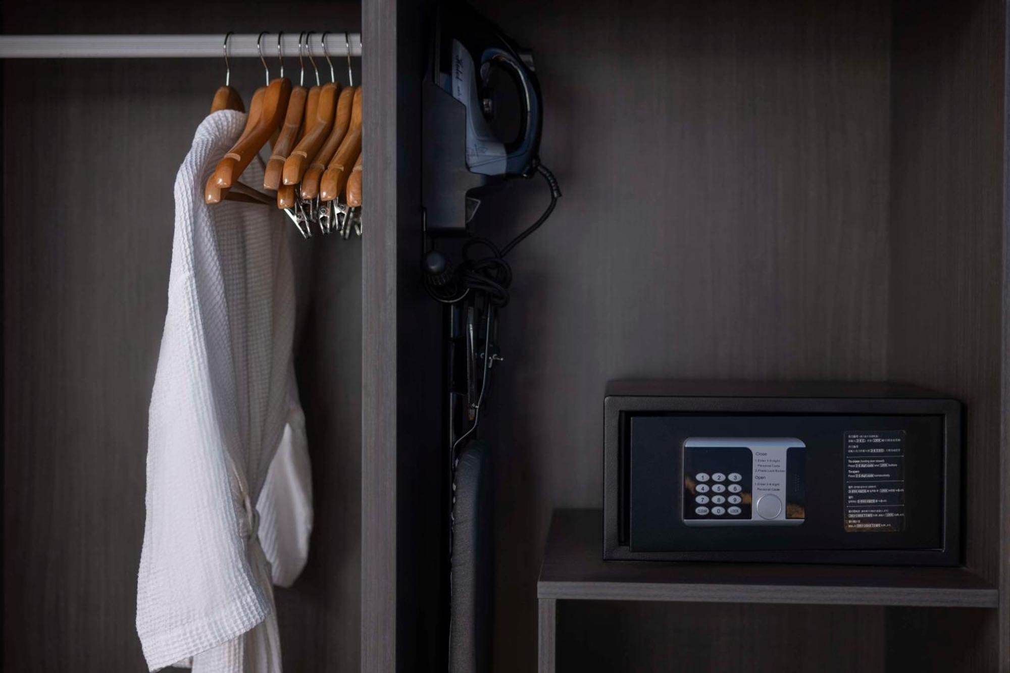 Park Inn By Radisson Iloilo Zewnętrze zdjęcie