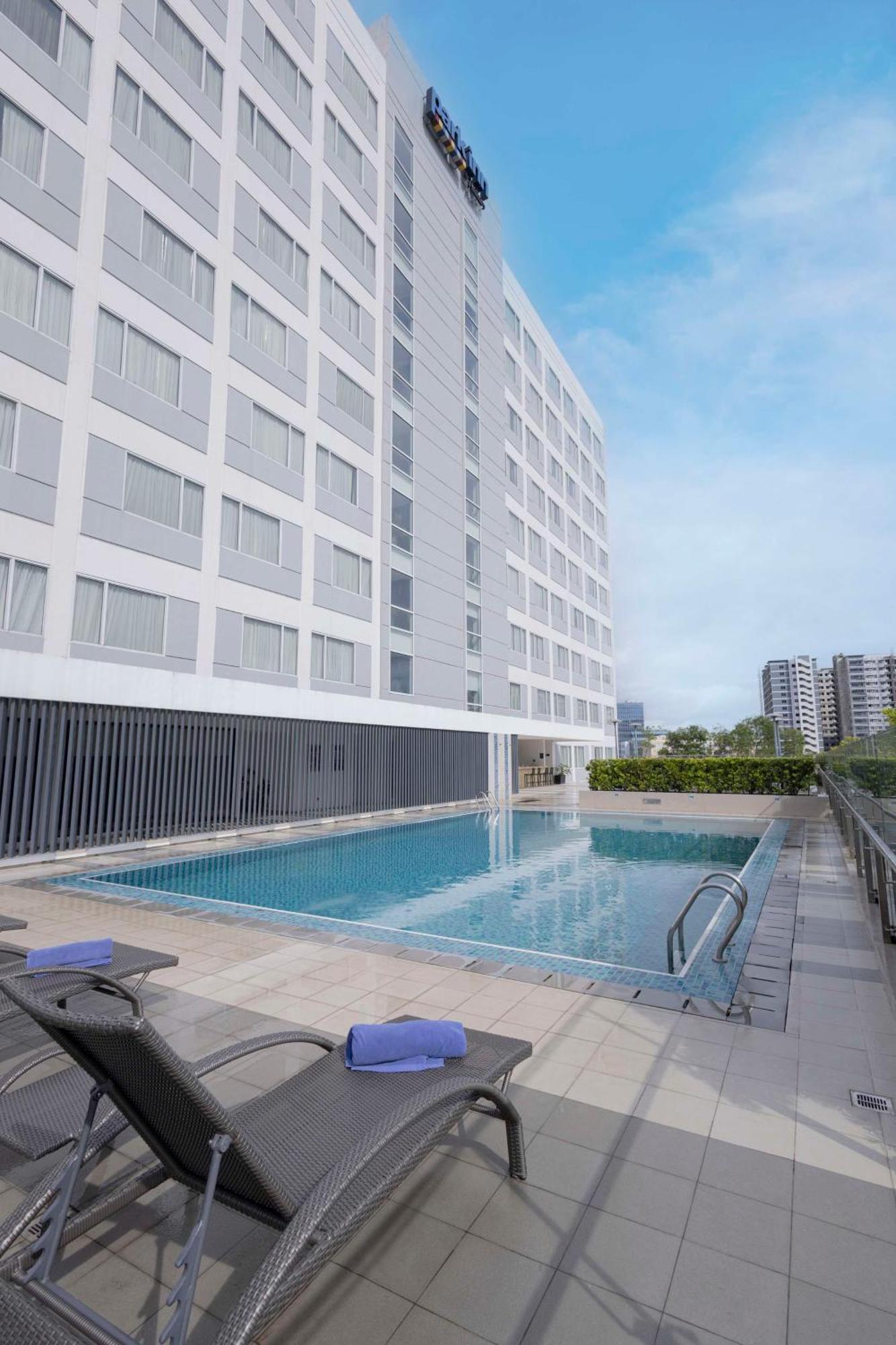 Park Inn By Radisson Iloilo Zewnętrze zdjęcie