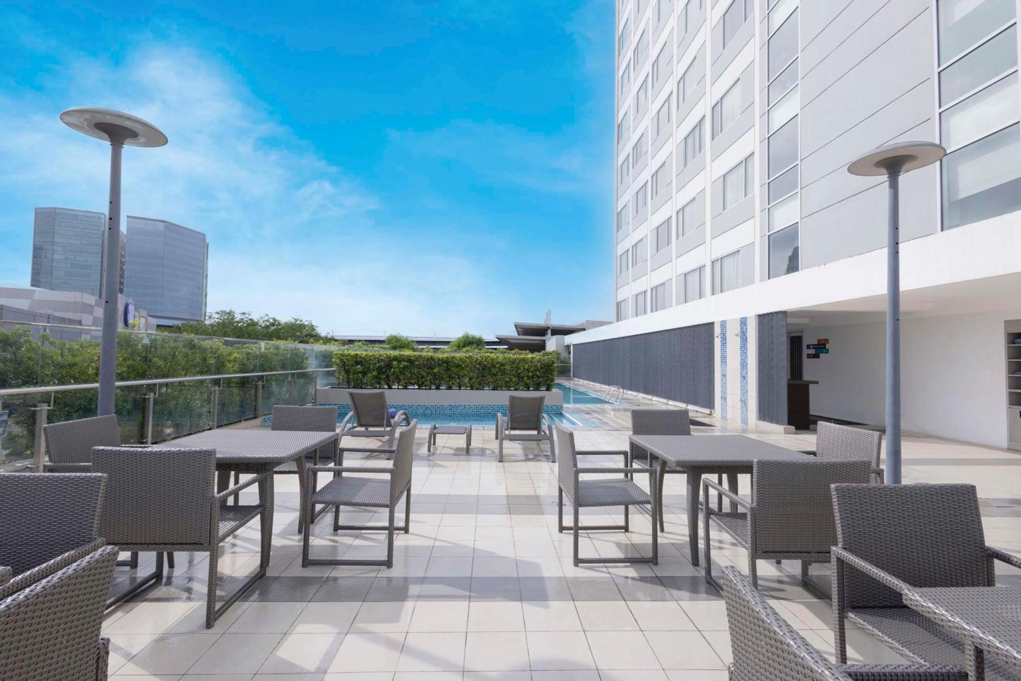 Park Inn By Radisson Iloilo Zewnętrze zdjęcie